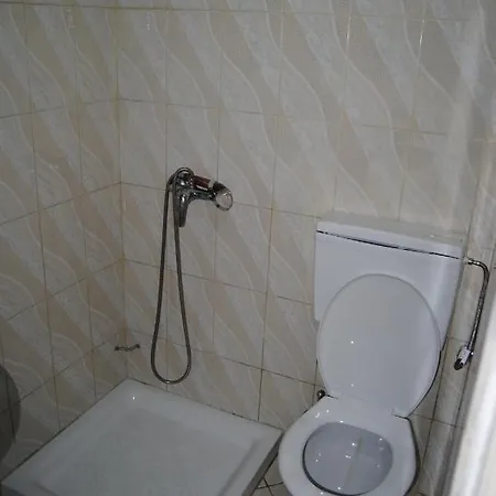 住宿加早餐酒店 Hotel Vlora City *